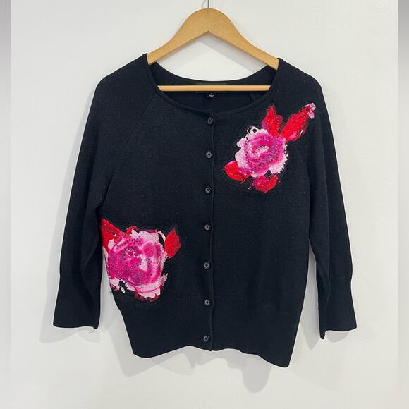 St. John Floral Embroidered Sequin Cardigan Sweater M Old Money Country Club - Picture 1 of 9